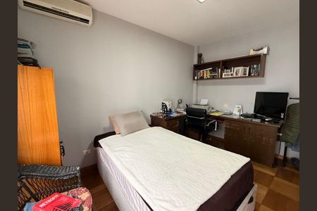 Apartamento à venda com 137m², 3 quartos e 1 vaga