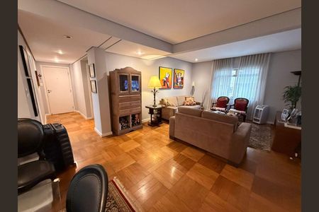 Apartamento à venda com 137m², 3 quartos e 1 vaga