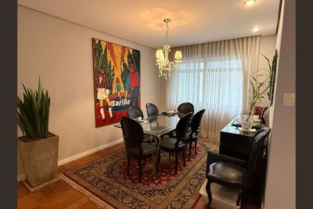 Apartamento à venda com 137m², 3 quartos e 1 vaga