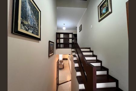 Casa à venda com 343m², 5 quartos e 4 vagas