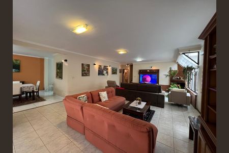 Casa à venda com 5 quartos, 343m² em Nova Petrópolis, São Bernardo do Campo