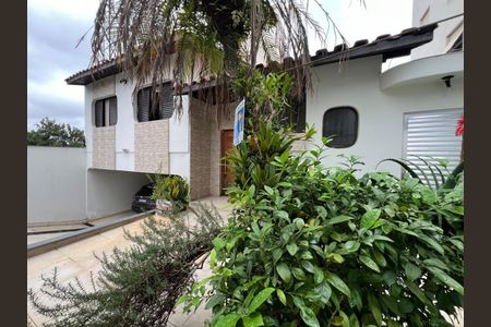 Casa à venda com 343m², 5 quartos e 4 vagas