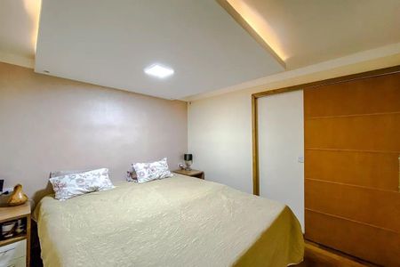 Casa à venda com 4 quartos, 494m² em Água Rasa, São Paulo
