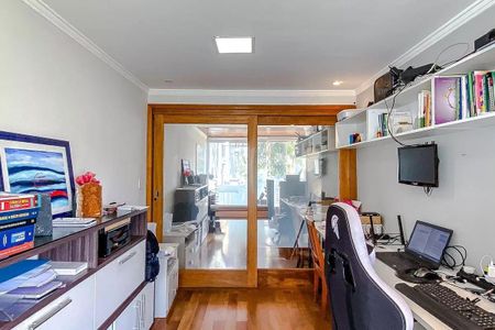 Casa à venda com 4 quartos, 494m² em Água Rasa, São Paulo