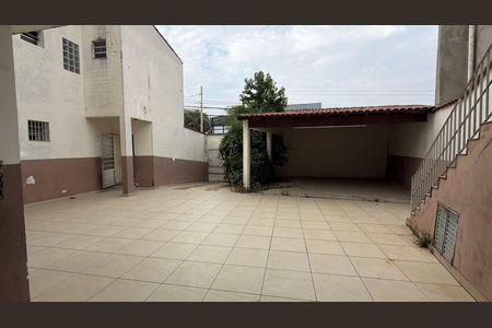 Casa à venda com 284m², 3 quartos e 13 vagas