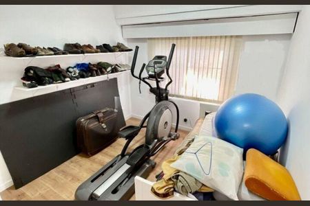 Casa à venda com 256m², 3 quartos e 3 vagas