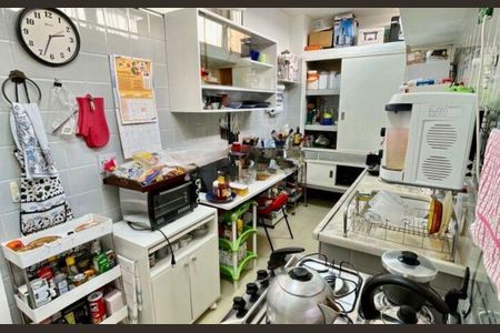 Casa à venda com 256m², 3 quartos e 3 vagas