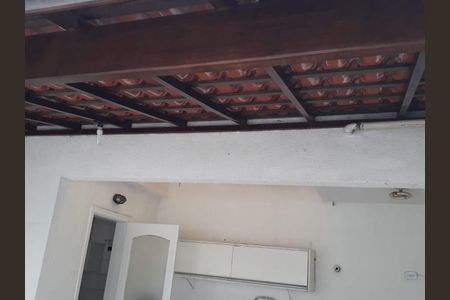 Casa à venda com 140m², 2 quartos e 1 vaga