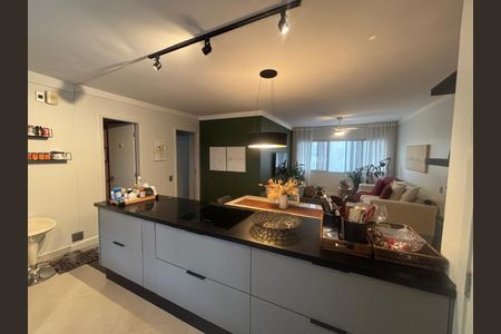 Apartamento à venda com 130m², 3 quartos e 1 vaga