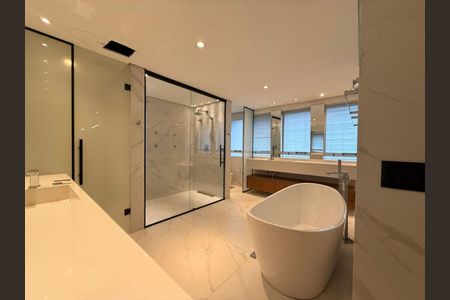 Apartamento à venda com 579m², 4 quartos e 8 vagas