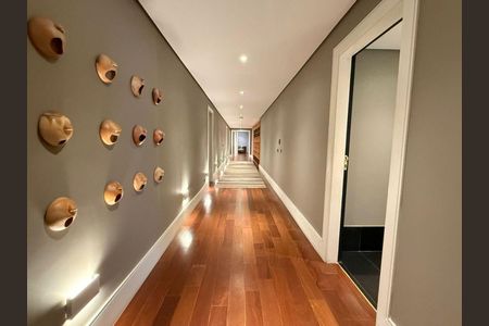 Apartamento à venda com 579m², 4 quartos e 8 vagas