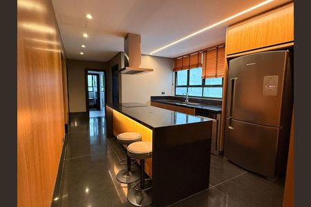 Apartamento à venda com 579m², 4 quartos e 8 vagas