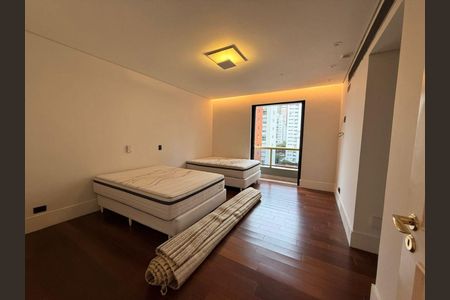 Apartamento à venda com 579m², 4 quartos e 8 vagas