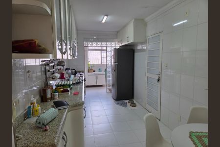 Apartamento à venda com 130m², 3 quartos e 1 vaga
