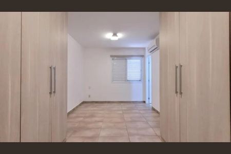 Apartamento para alugar com 113m², 2 quartos e 2 vagas Apartamento para alugar com 113m², 2 quartos e 2 vagasQuarto