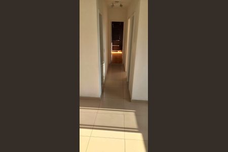 Apartamento para alugar com 78m², 2 quartos e 1 vagaCorredor