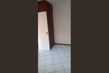 Apartamento para alugar com 78m², 2 quartos e 1 vagaQuarto