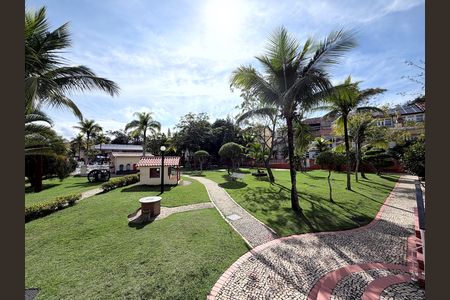 Casa de condomínio à venda com 220m², 3 quartos e 2 vagas Casa de condomínio à venda com 220m², 3 quartos e 2 vagasÁrea comum