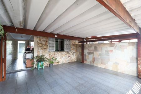 Casa à venda com 125m², 2 quartos e 2 vagas Casa à venda com 125m², 2 quartos e 2 vagasÁrea externa