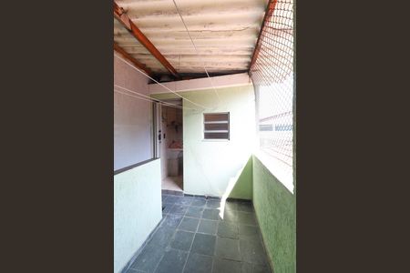 Casa à venda com 125m², 2 quartos e 2 vagas Casa à venda com 125m², 2 quartos e 2 vagasVaranda