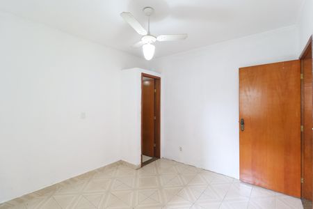 Casa à venda com 125m², 2 quartos e 2 vagas Casa à venda com 125m², 2 quartos e 2 vagasSuíte