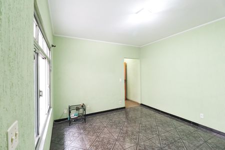 Casa à venda com 125m², 2 quartos e 2 vagas Casa à venda com 125m², 2 quartos e 2 vagasSala