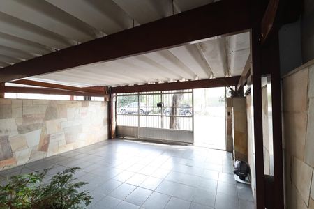 Casa à venda com 125m², 2 quartos e 2 vagas Casa à venda com 125m², 2 quartos e 2 vagasÁrea externa