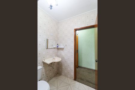 Casa à venda com 125m², 2 quartos e 2 vagas Casa à venda com 125m², 2 quartos e 2 vagasBanheiro