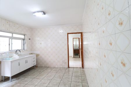Casa à venda com 125m², 2 quartos e 2 vagas Casa à venda com 125m², 2 quartos e 2 vagasCozinha