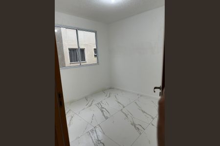 Quarto de apartamento para alugar com 2 quartos, 41m² em Chácaras Nova Suzano, Suzano