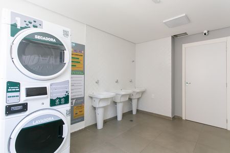 Studio para alugar com 17m², 1 quarto e sem vaga Studio para alugar com 17m², 1 quarto e sem vagaÁrea comum - Lavanderia