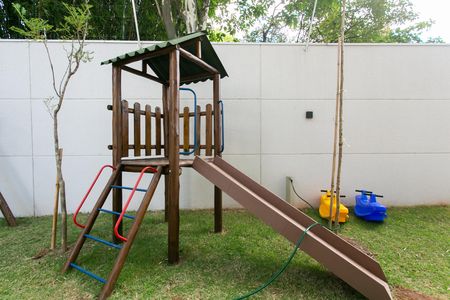 Studio para alugar com 17m², 1 quarto e sem vaga Studio para alugar com 17m², 1 quarto e sem vagaÁrea comum - Playground