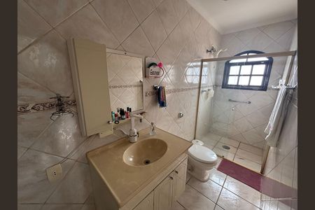 Casa à venda com 300m², 5 quartos e 5 vagasBanheiro 3