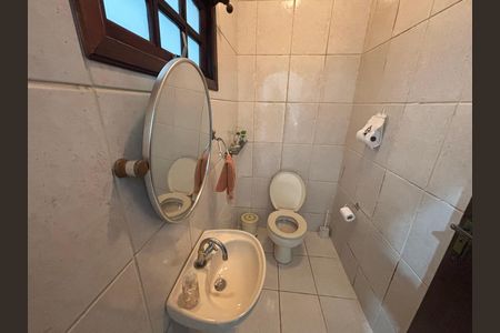 Casa à venda com 300m², 5 quartos e 5 vagasBanheiro 6