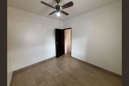 Casa à venda com 300m², 5 quartos e 5 vagasQuarto 6