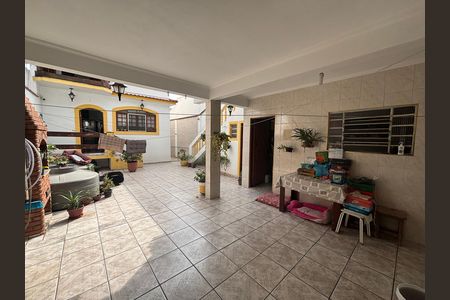 Casa à venda com 300m², 5 quartos e 5 vagasQuintal 