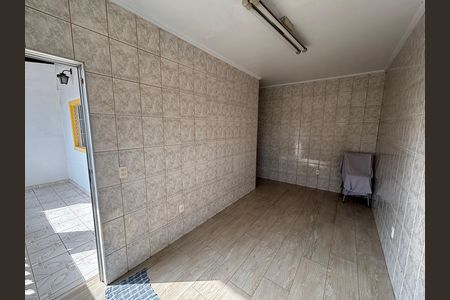Casa à venda com 300m², 5 quartos e 5 vagasSala/cozinha 