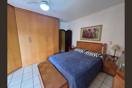 Casa à venda com 300m², 5 quartos e 5 vagasQuarto 5