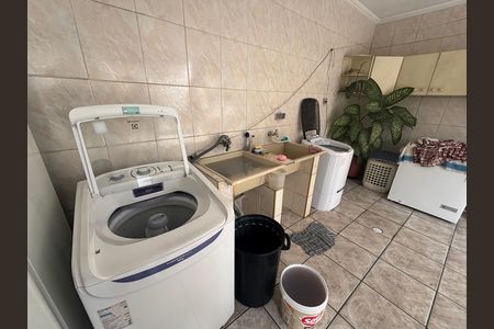 Casa à venda com 300m², 5 quartos e 5 vagasÁrea de serviço 