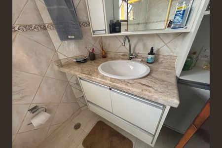 Casa à venda com 300m², 5 quartos e 5 vagasBanheiro 5