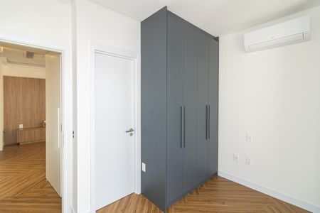Apartamento à venda com 91m², 2 quartos e 2 vagas Apartamento à venda com 91m², 2 quartos e 2 vagasQuarto Suíte 2