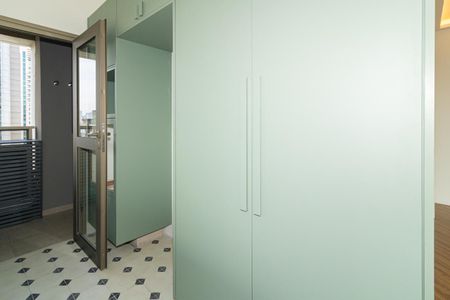 Apartamento à venda com 91m², 2 quartos e 2 vagas Apartamento à venda com 91m², 2 quartos e 2 vagasCozinha