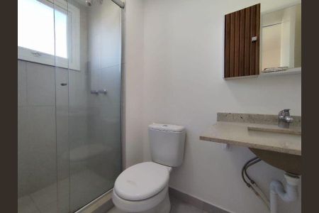 Apartamento para alugar com 66m², 3 quartos e 1 vaga Apartamento para alugar com 66m², 3 quartos e 1 vagaBanheiro 2