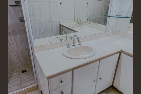 Casa para alugar com 600m², 4 quartos e 2 vagas