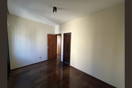 Apartamento para alugar com 70m², 3 quartos e 1 vaga