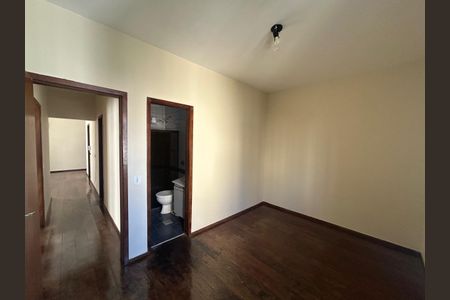 Apartamento para alugar com 70m², 3 quartos e 1 vaga
