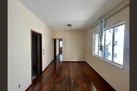 Apartamento para alugar com 3 quartos, 70m² em Buritis, Belo Horizonte