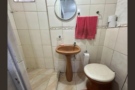 Casa à venda com 191m², 5 quartos e sem vagaBanheiro da Suíte 
