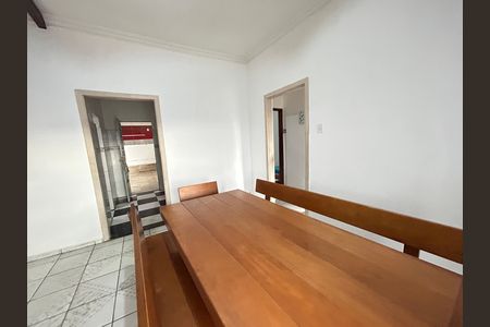 Casa à venda com 191m², 5 quartos e sem vagaSala