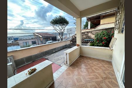 Casa à venda com 191m², 5 quartos e sem vagaÁrea comum